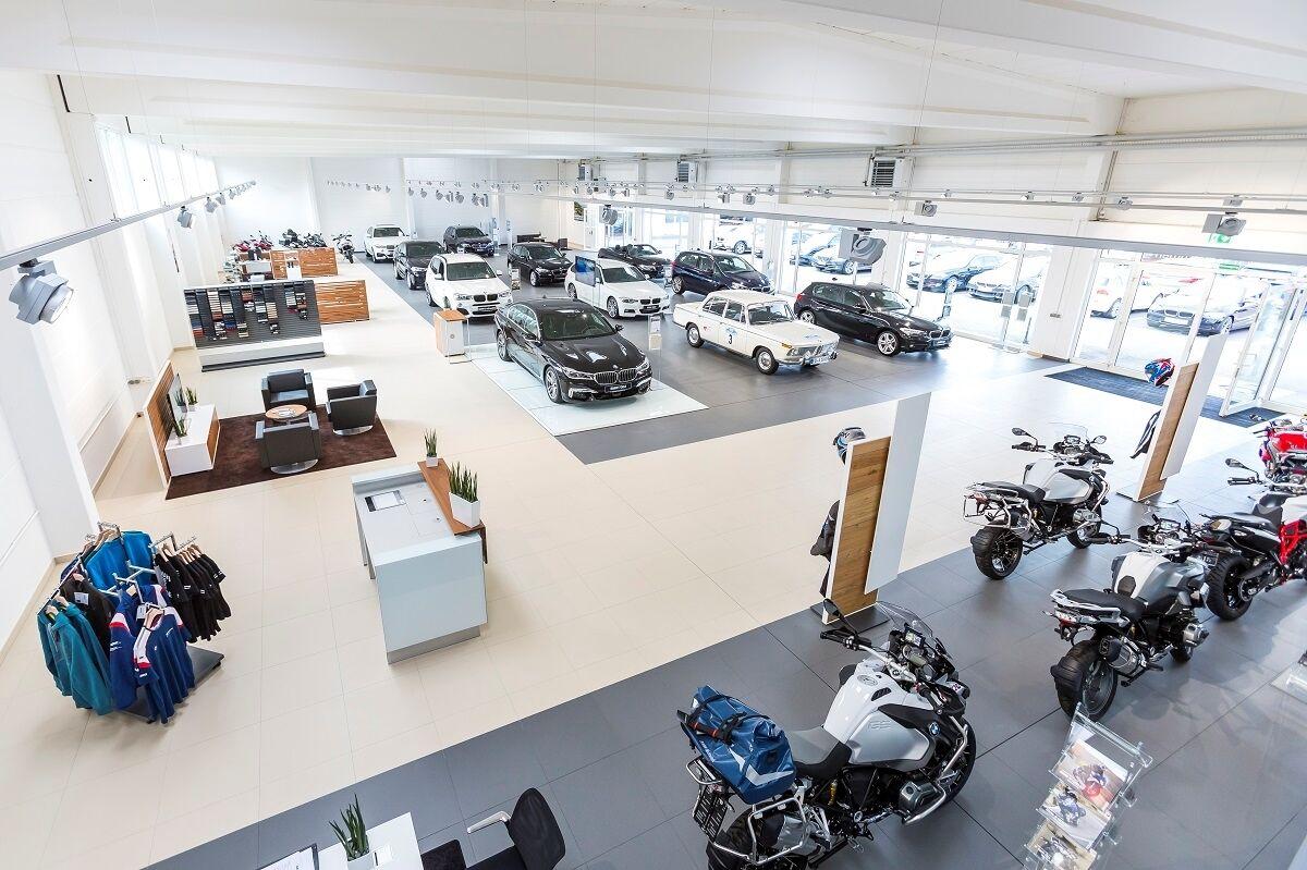 showroom-image-bottom