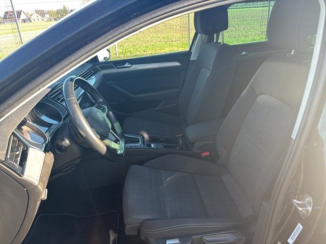 Passat Variant TDI Business Navi AHK ACC LED