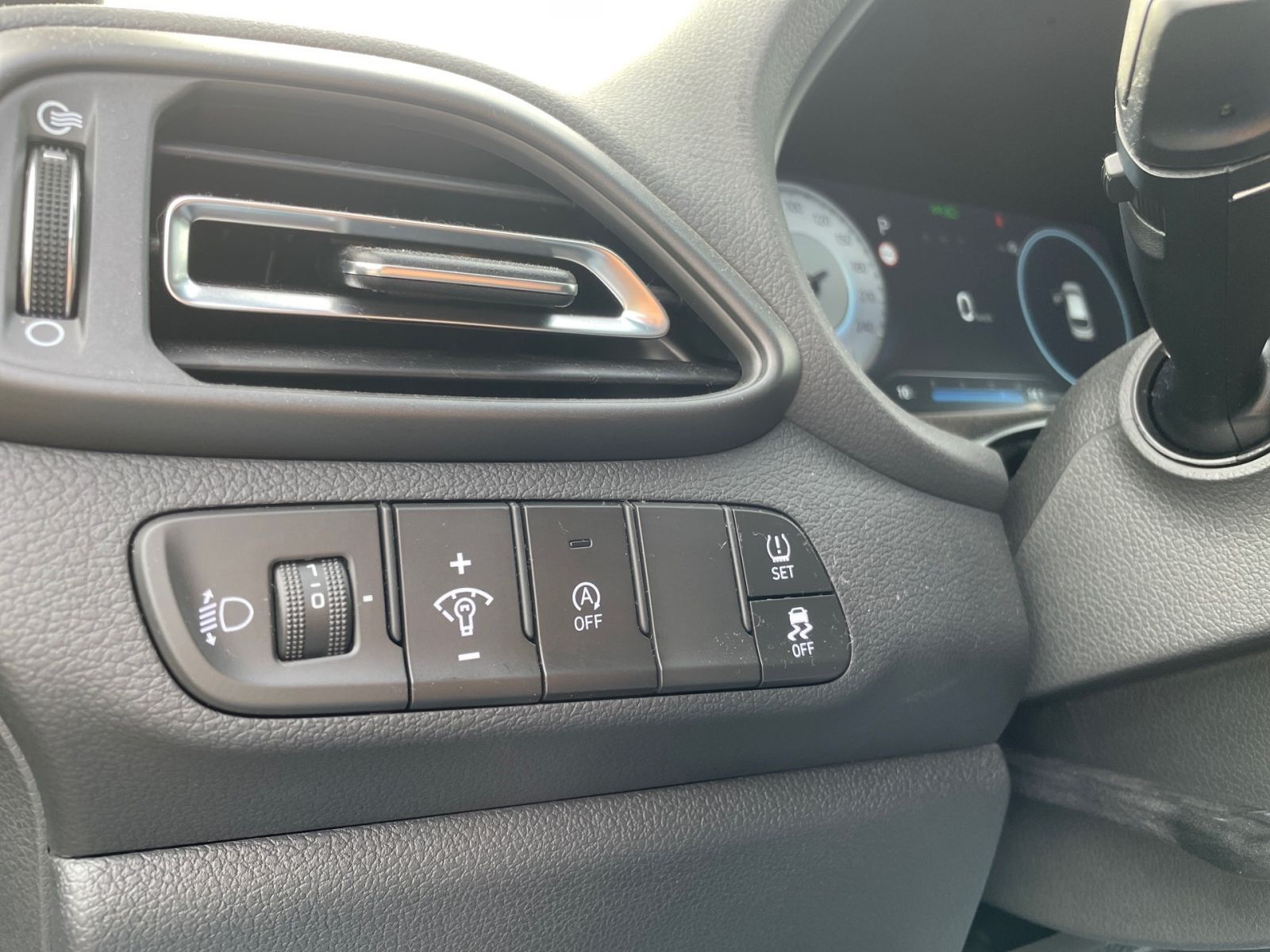 Fahrzeugabbildung Hyundai i30 Kombi 7-DCT 1.0 T-GDI Advantage LED Navi