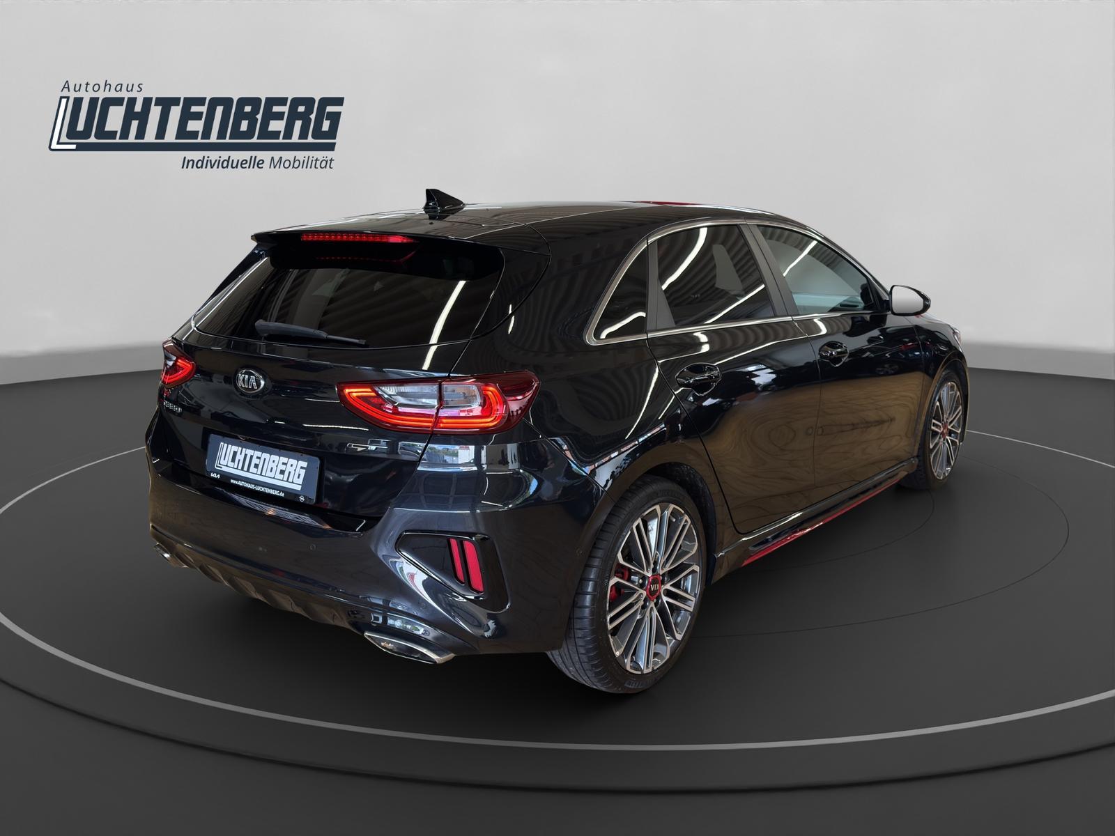 Kia CEED 1.6T GT PANO-DACH+TEIL-LEDER+NAVI+LED-LICHT