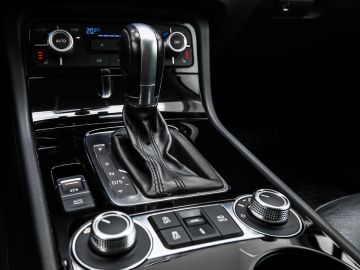 Volkswagen Touareg - 10