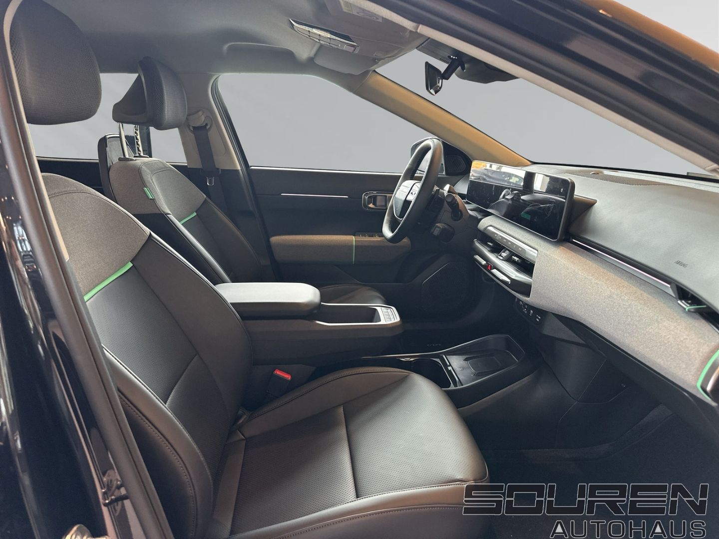 Fahrzeugabbildung Kia EV4 81kWh EARTH Gewerbe WP Tech Drive Upgrade So