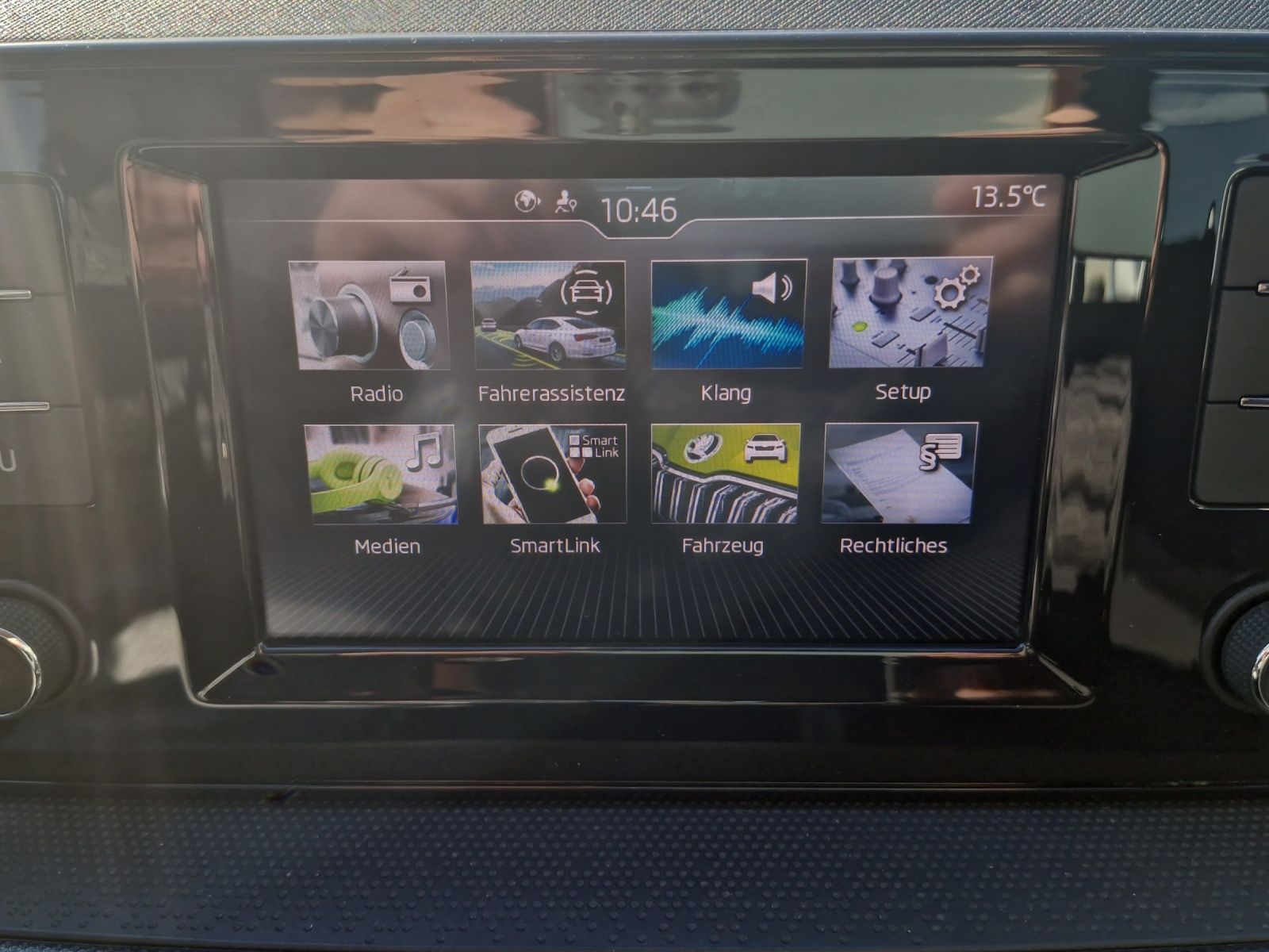 Fahrzeugabbildung SKODA Fabia Active 1.0 LED SH