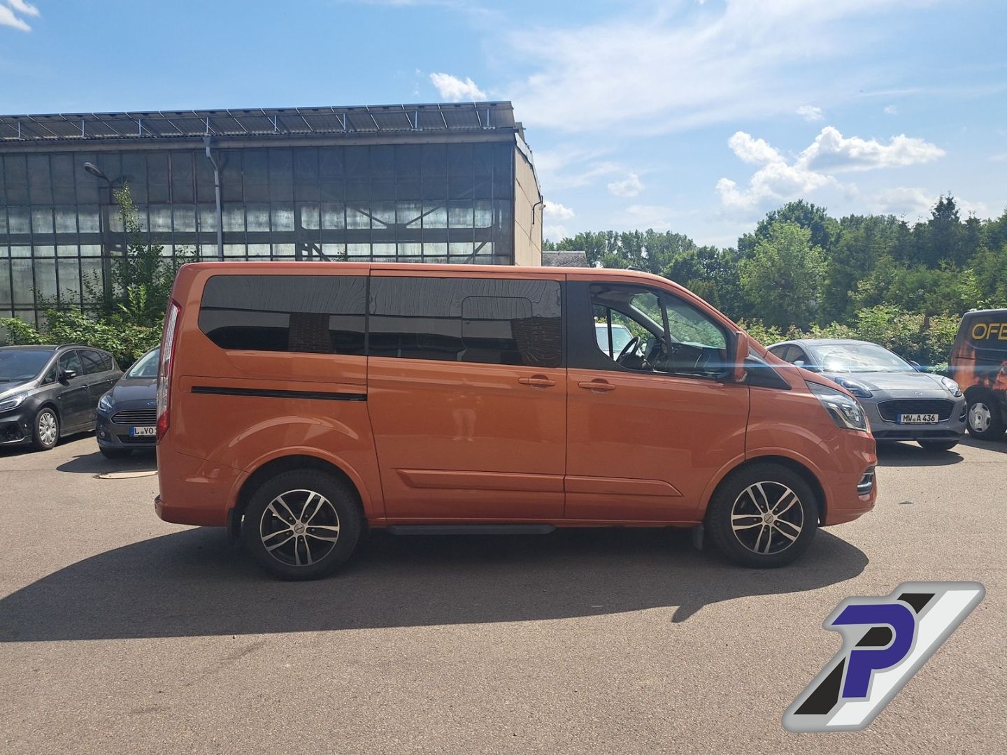 Ford Tourneo Custom 320 Titanium L1 XENON+ACC+8SITZER foto 6