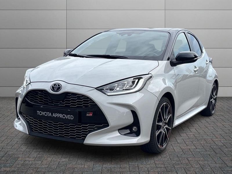 Toyota Yaris Hybrid GR Sport MY22
