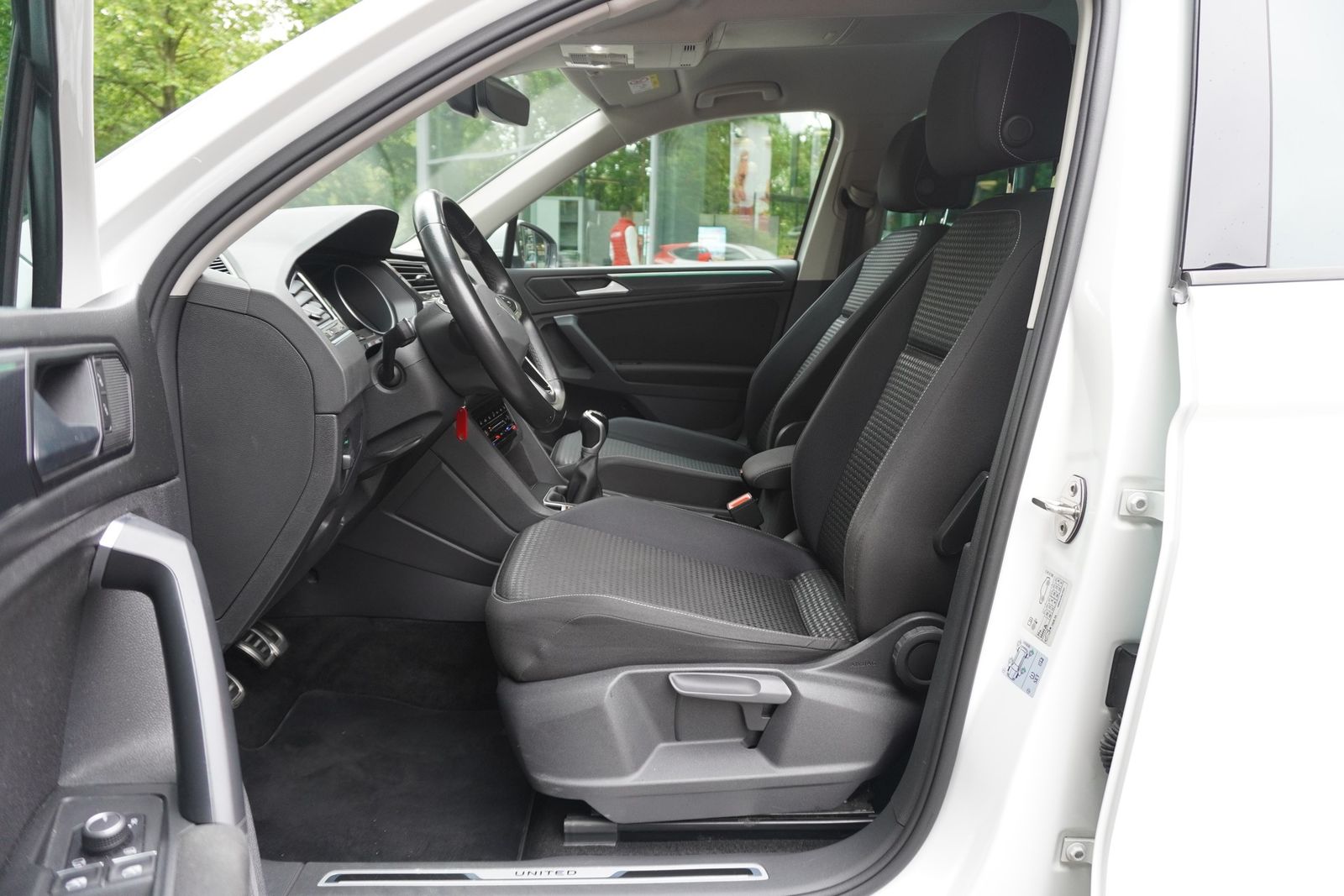 Volkswagen Tiguan 1.5 TSI United LED Navi ACC App-Connect foto 10