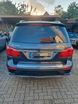 Mercedes-Benz GL 350 BlueTEC 4MATIC AMG LINE GEPFLEGT - Mercedes-Benz GL 350 mit Diesel-Antrieb