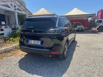 Peugeot 5008 - 4
