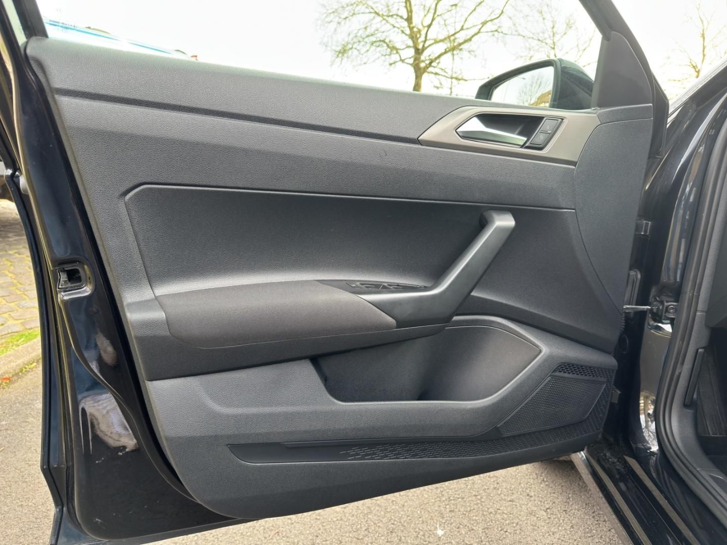 Fahrzeugabbildung Volkswagen Polo Comfortline 1.0 TSI, 70 kW, DSG, Navi, SH,