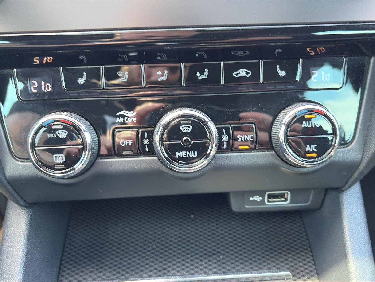 Skoda Octavia RS 245Canton*PANO*LED*Virtual Cockpit