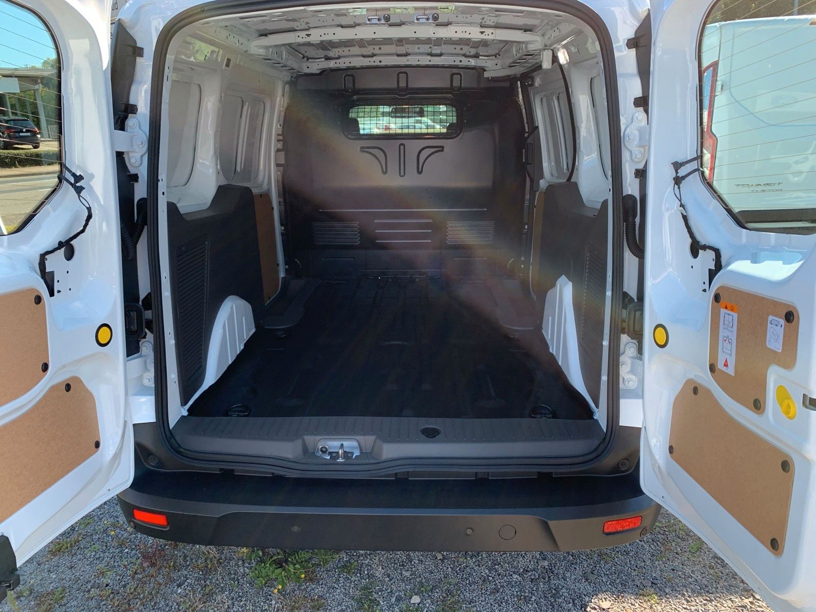 Fahrzeugabbildung Ford Transit Connect Kasten lang Trend 1,5 101PS
