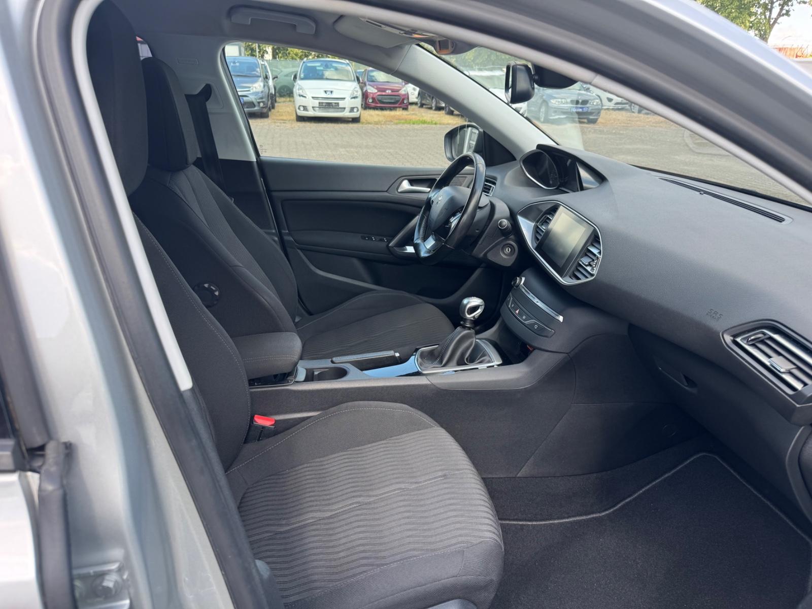 Peugeot 308 SW Active 1.2 2.Hand*Navi*Scheckheft*Top