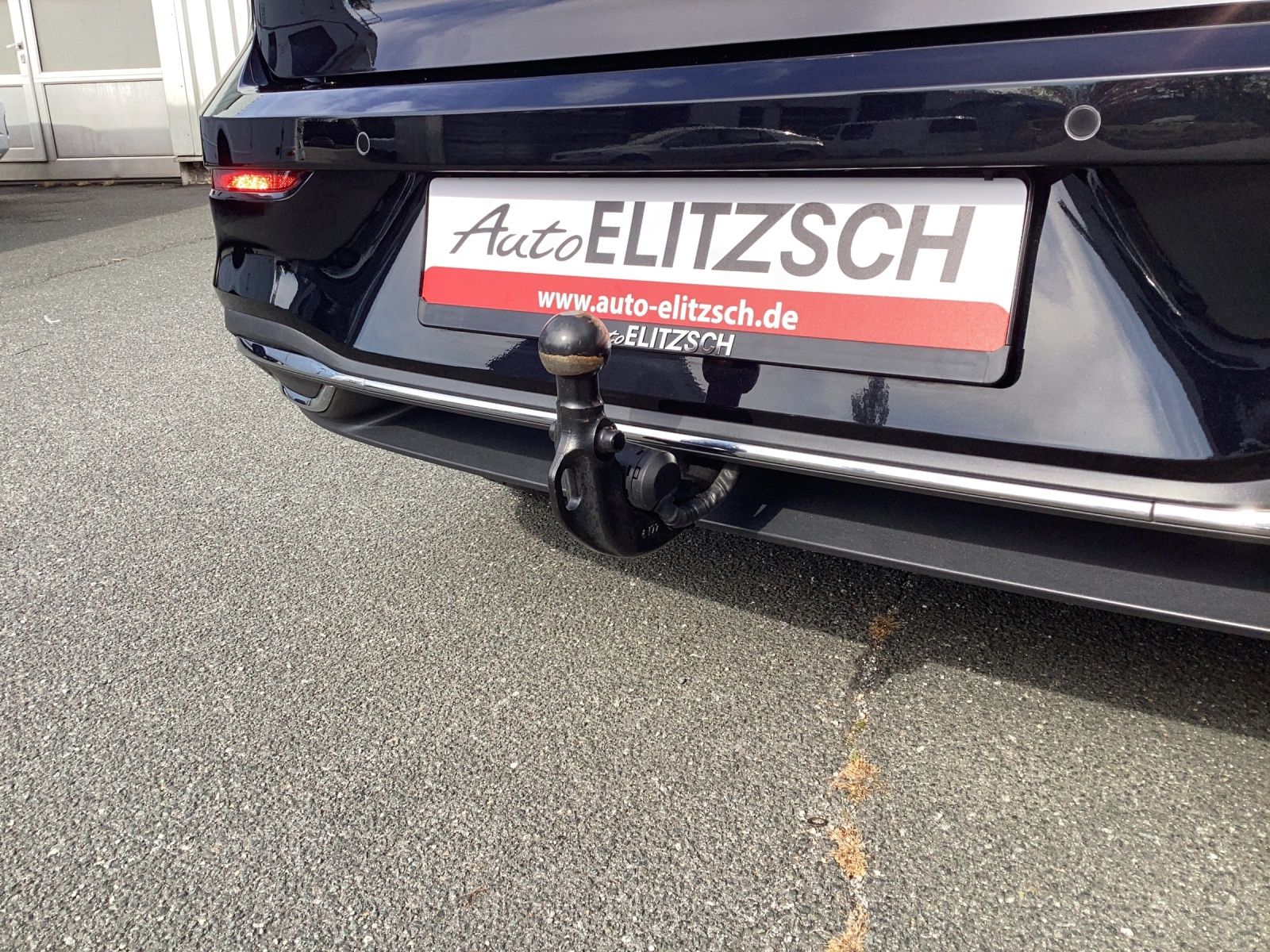 Fahrzeugabbildung Volkswagen Golf VIII TDI 1,99% DSG AHK ACC Kamera LED AID N