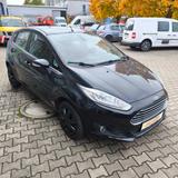 Ford Fiesta Titanium - Ford Fiesta aus 2013 mit Benzin-Antrieb: Kleinwagen