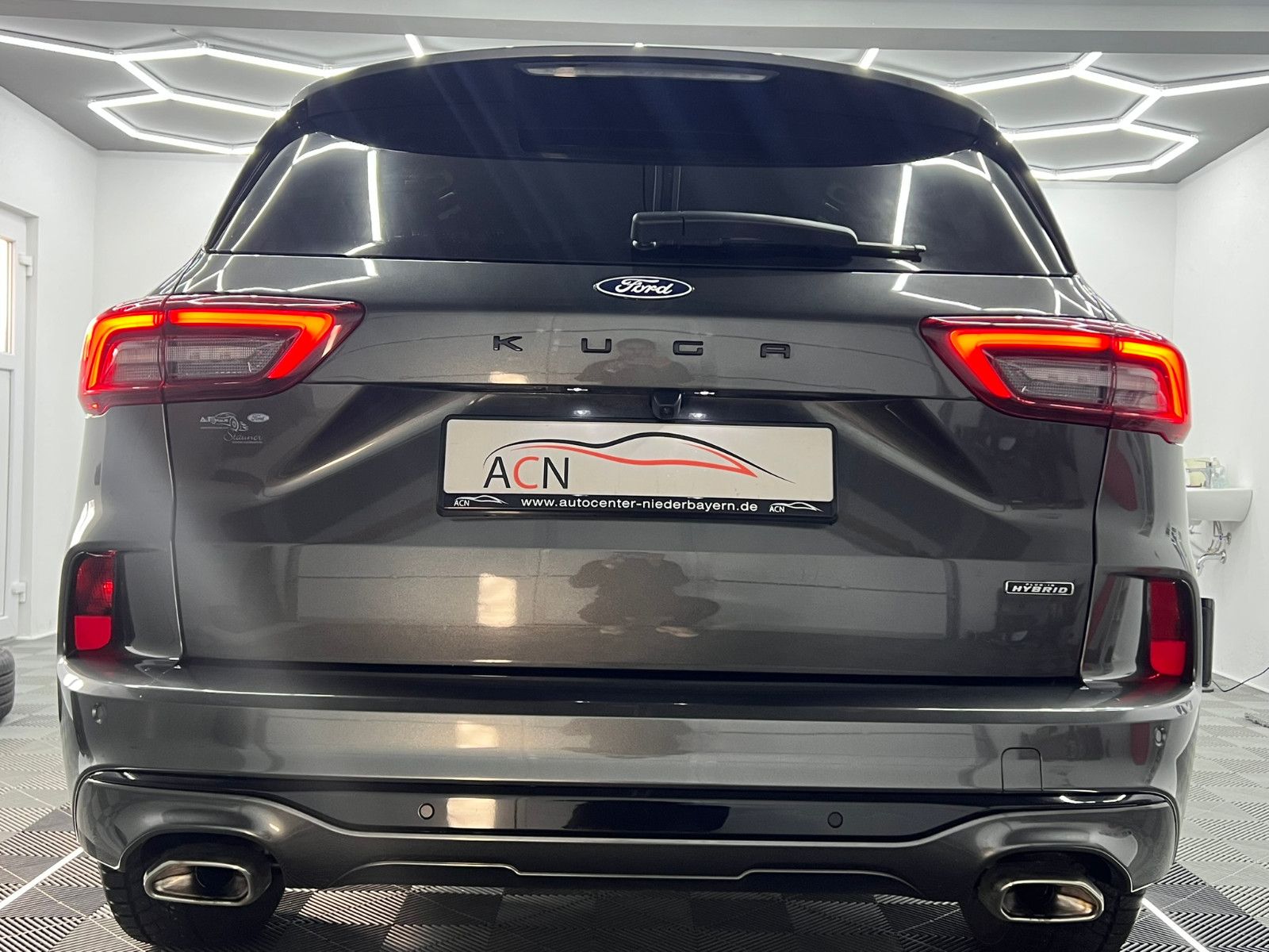 Fahrzeugabbildung Ford Kuga PlugIn Hybrid ST-LINE/MATRIX-LED/HuD/1.HAND