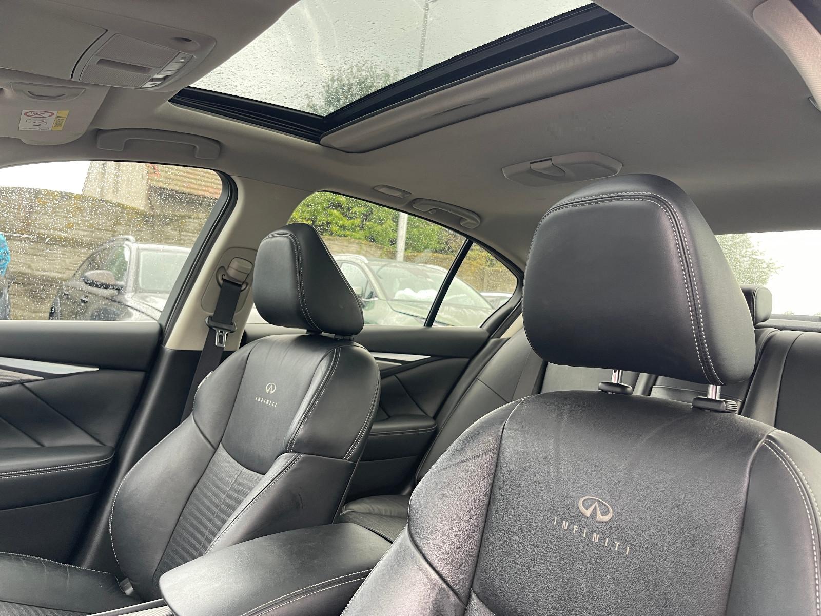 Infiniti Q50 2.0t Premium Tech Automático — foto 9
