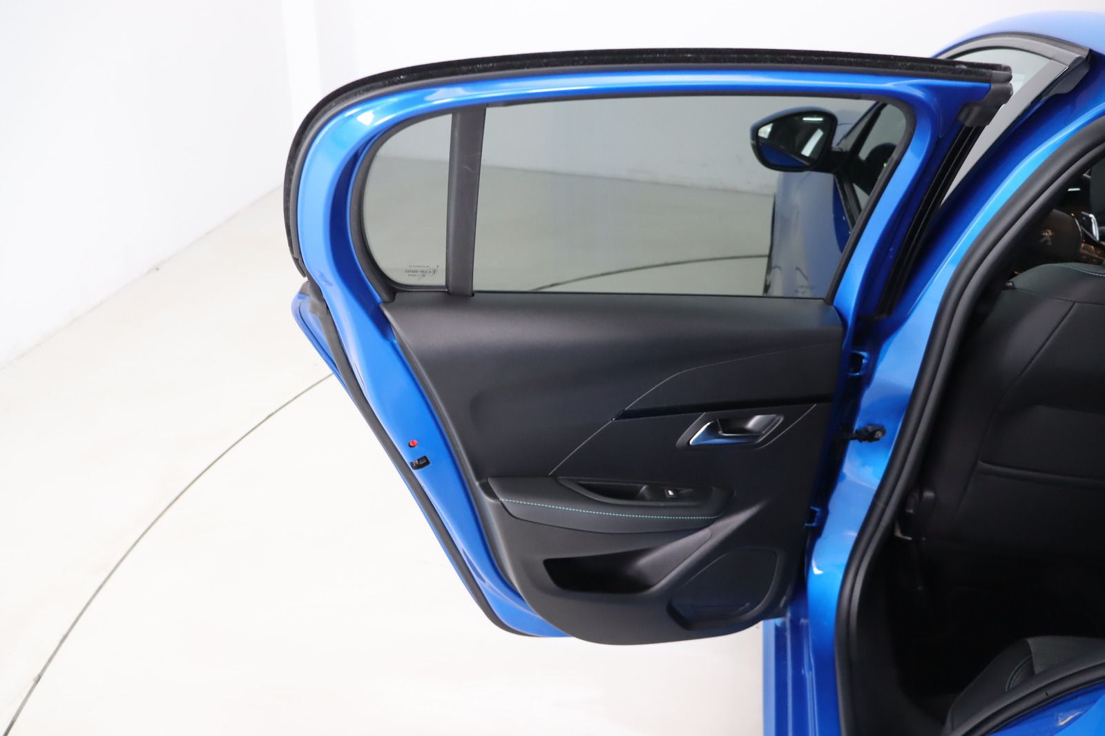 Fahrzeugabbildung Peugeot 208 1.2i Allure Pack * HU / AU neu