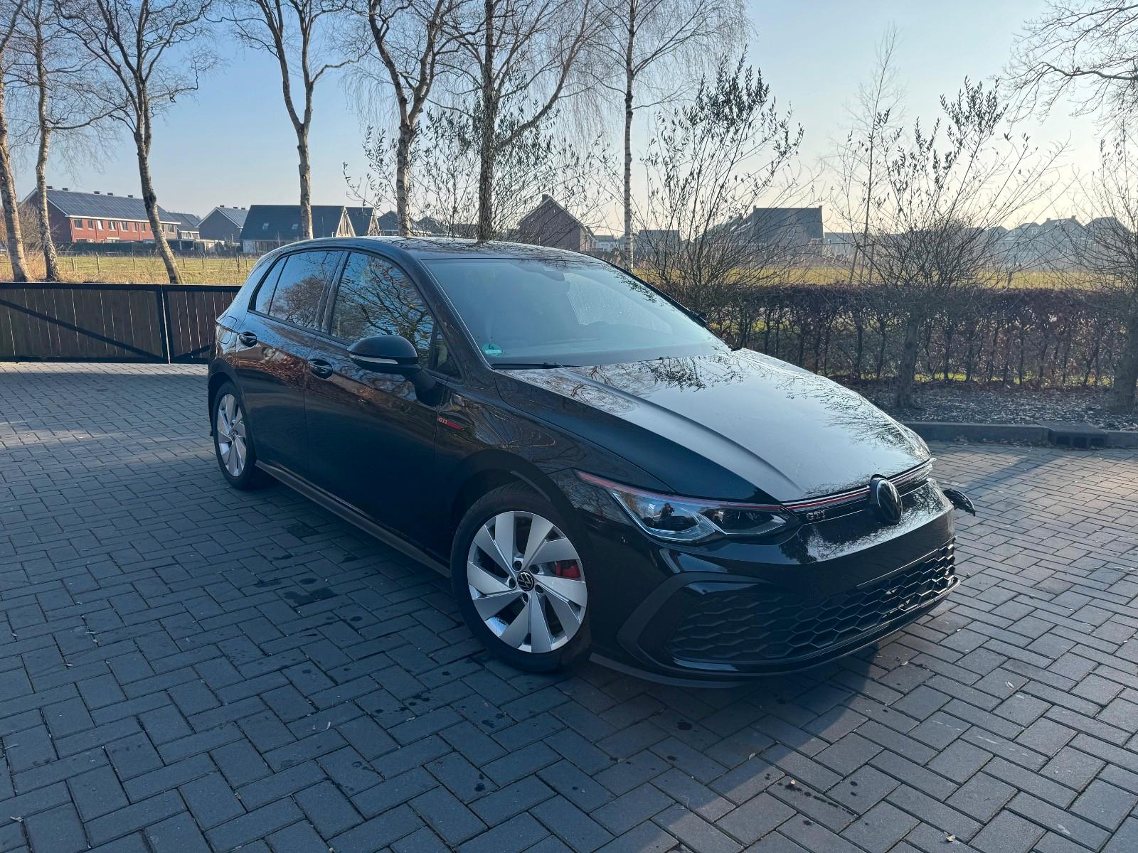 Volkswagen Golf 8 GTI DSG 2.0 TSI Camera 245pk Ambiance