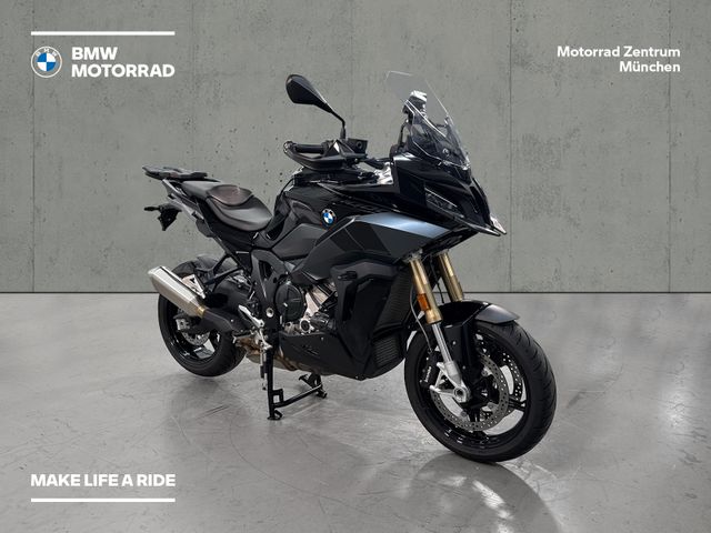 BMW S 1000 XR Triple Black