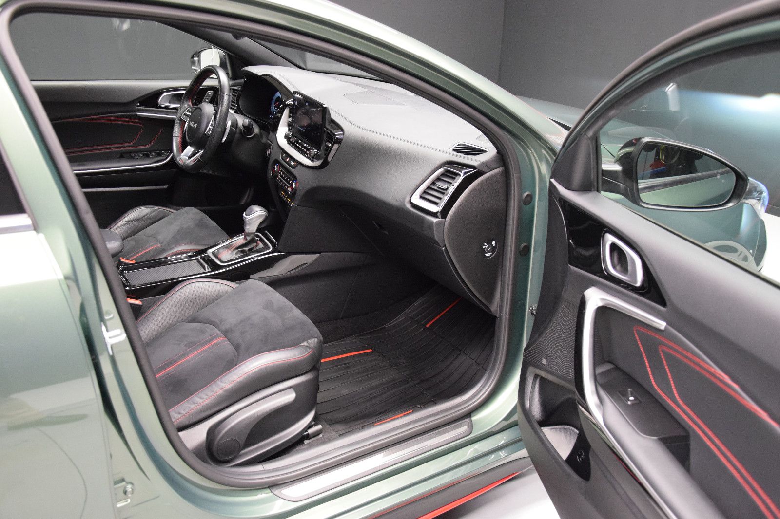 Fahrzeugabbildung Kia pro cee'd / ProCeed GT PANO ACC JBL Kamera