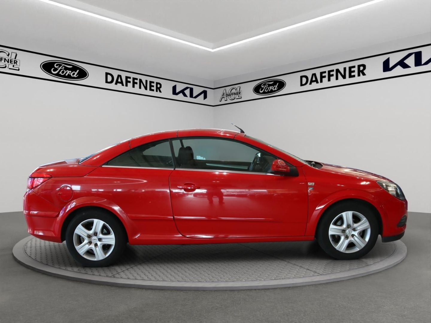 Fahrzeugabbildung Opel Astra H Twin Top Edition 111-Jahre Cabrio