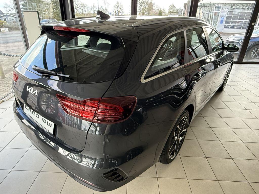 Kia Ceed SW 1.5 T-GDI DCT7 OPF Spirit