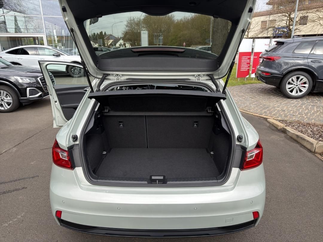 Fahrzeugabbildung Audi A1 Sportback advanced 30 TFSI S tronic Optik Plu