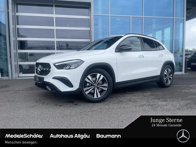 Mercedes-Benz GLA 200 Progressive Night 360Kam Distr Keyl AHK