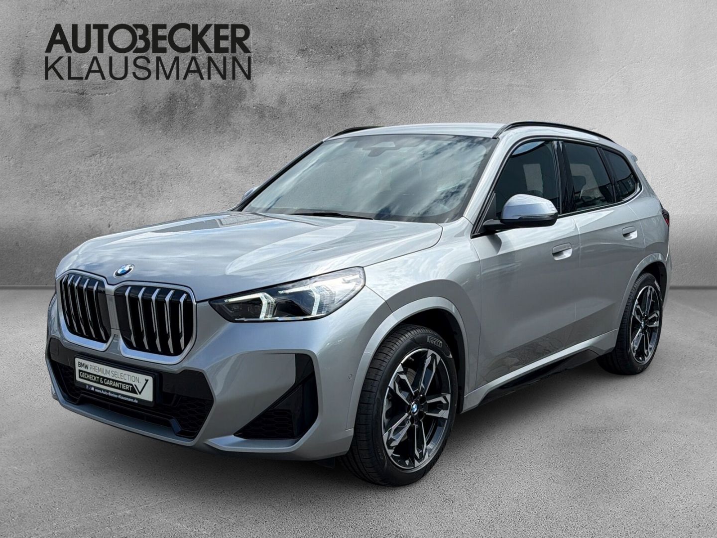 BMW X1 xDrive 23i M SPORT 19''ALARM AHK ACC PARKEN K foto 1