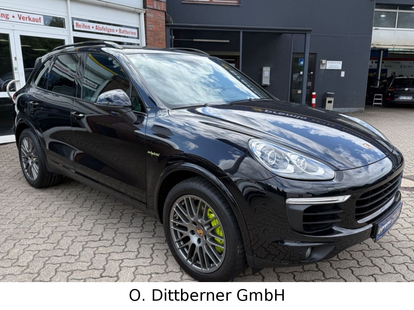 Porsche Cayenne S E-Hybrid Platinum Edition Pano