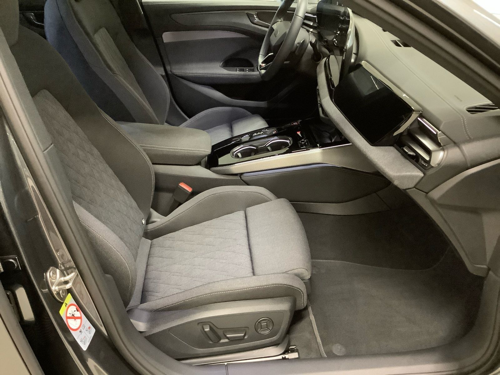 A6 Avant TDI quattro S-line edition one, Headup+