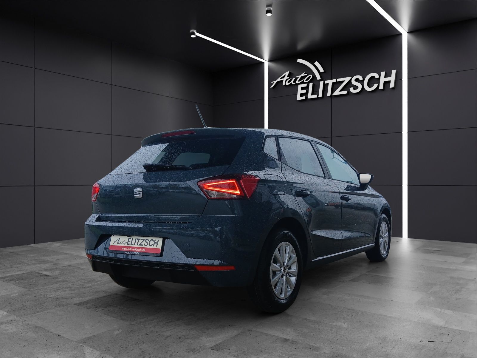 Fahrzeugabbildung SEAT Ibiza TSI Road-Edition LED Navi VC ACC  RFK SH L