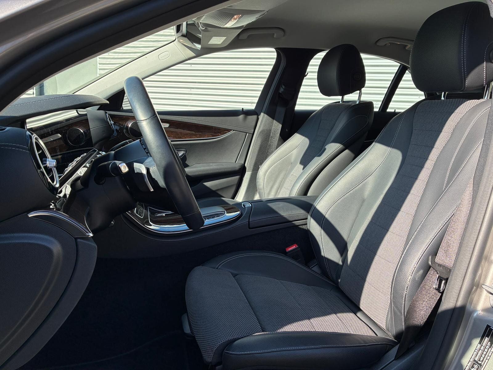 Mercedes-Benz E 220d Exclusive MBUX/Widescreen/LED/RFK/Ambient foto 6