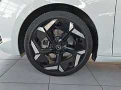 Fahrzeugabbildung Opel Astra L GSe Plug-in-Hybrid PIXEL-LED, Navi