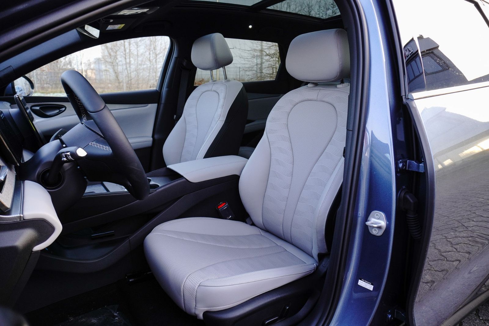 BYD SEAL 6