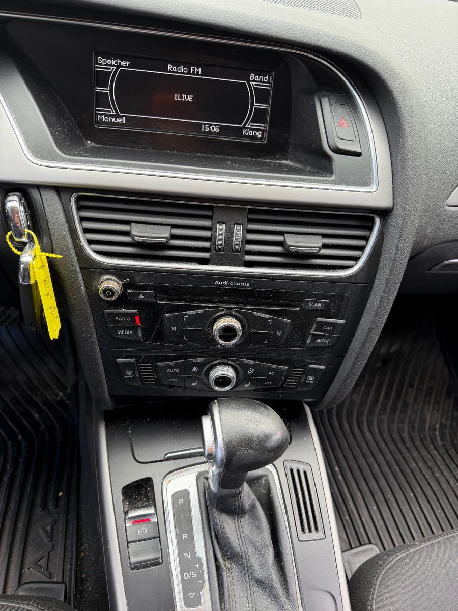 Audi A4 2012 — двигун 1.798 cm³, 170 HP (125kW)