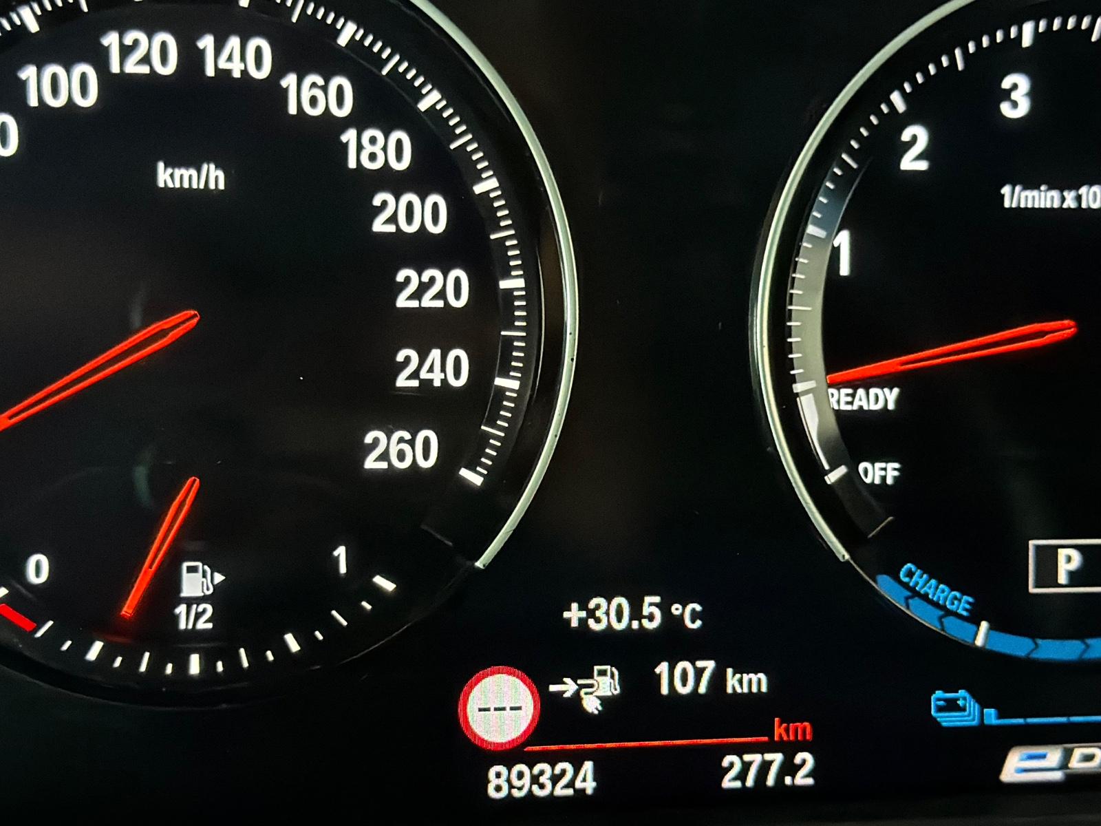 BMW 225 XE*LUXURY*PANO*LEDER*KAM*HARMAN*MEMORY*KEY*