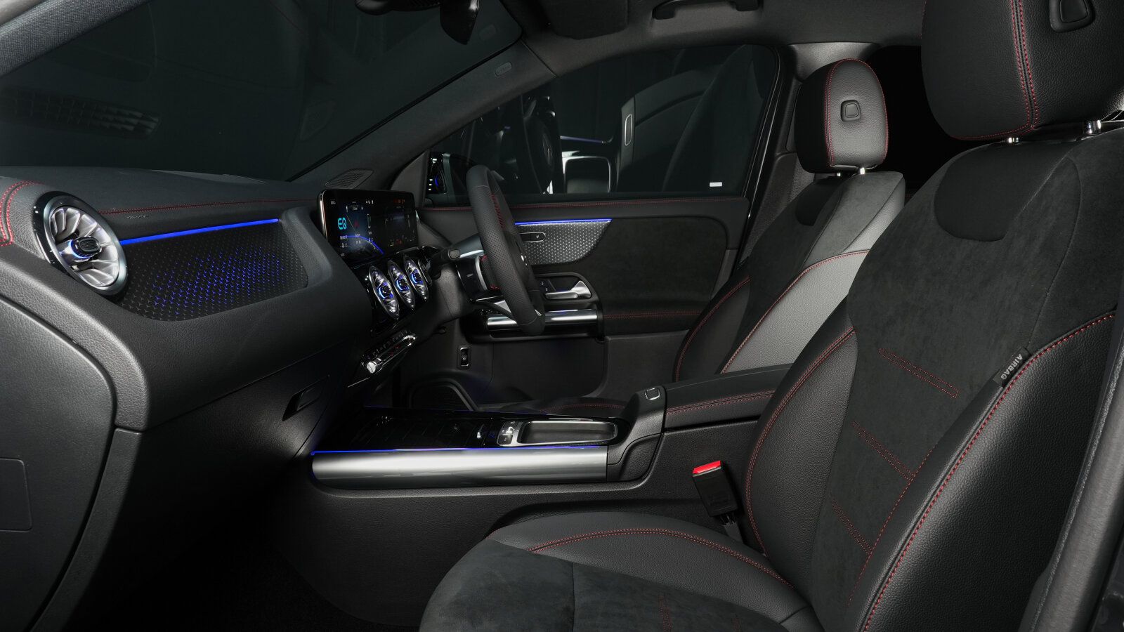 Mercedes-Benz EQA 250+ AMG RHD RECHTSLENKER EXPORT imagem 3