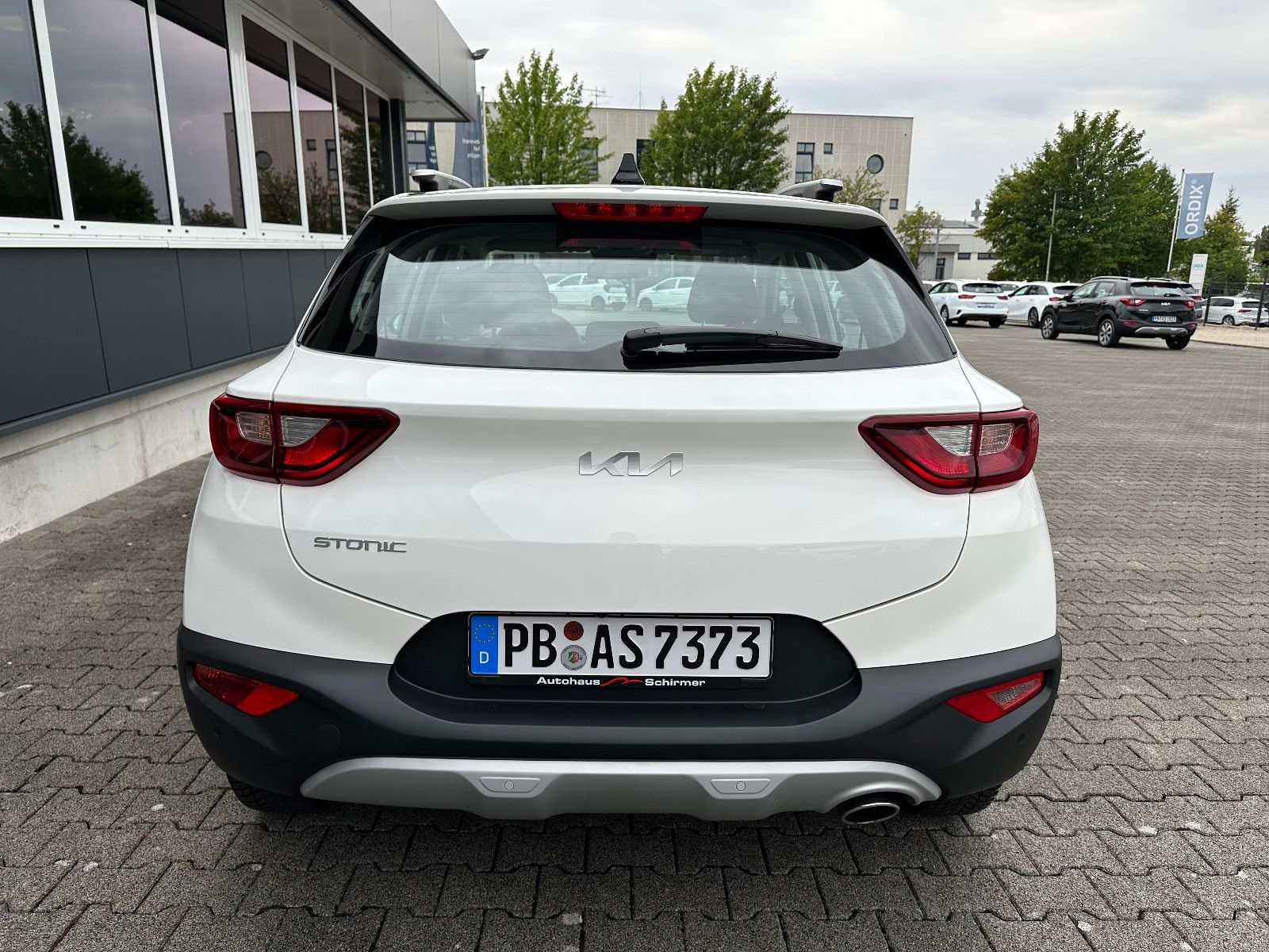 Fahrzeugabbildung Kia Stonic 1.0T 100PS  MT VISION LED
