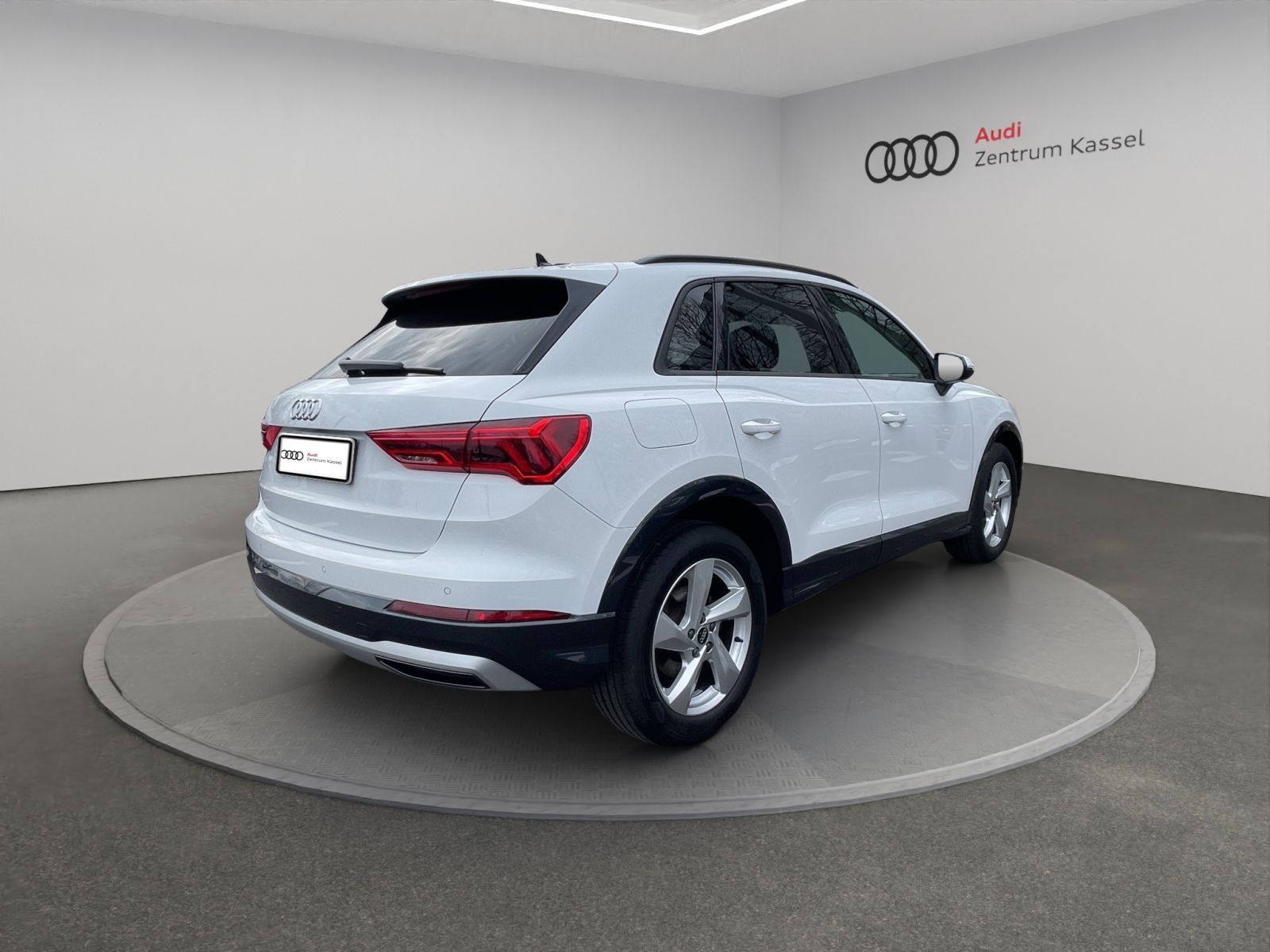 Audi Q3 35 TDI LED Leder Navi virtual Cockpit PDC DAB foto 6