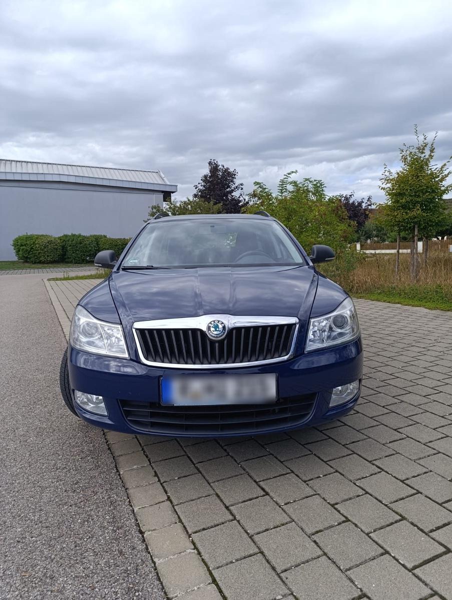 Skoda Octavia 2011 — photo 10