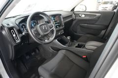 Fahrzeugabbildung Volvo XC 40 T3 MOMENTUM NAVI/LED/KAMERA/VIRT./DAB/AHK