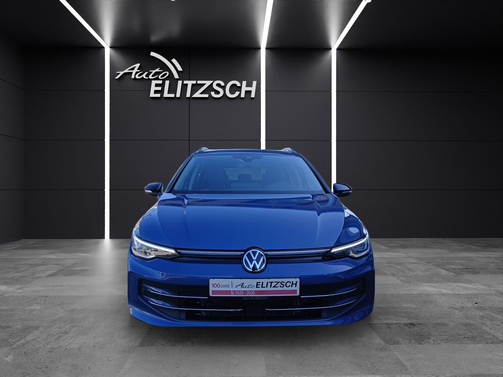 Fahrzeugabbildung Volkswagen Golf VIII Variant eTSI Goal DSG LED AHK Navi AID
