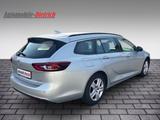 Opel Insignia B Sports Tourer, Spurhalte, WKR - silberne Opel Insignia
