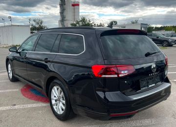 Volkswagen Passat Variant - 9