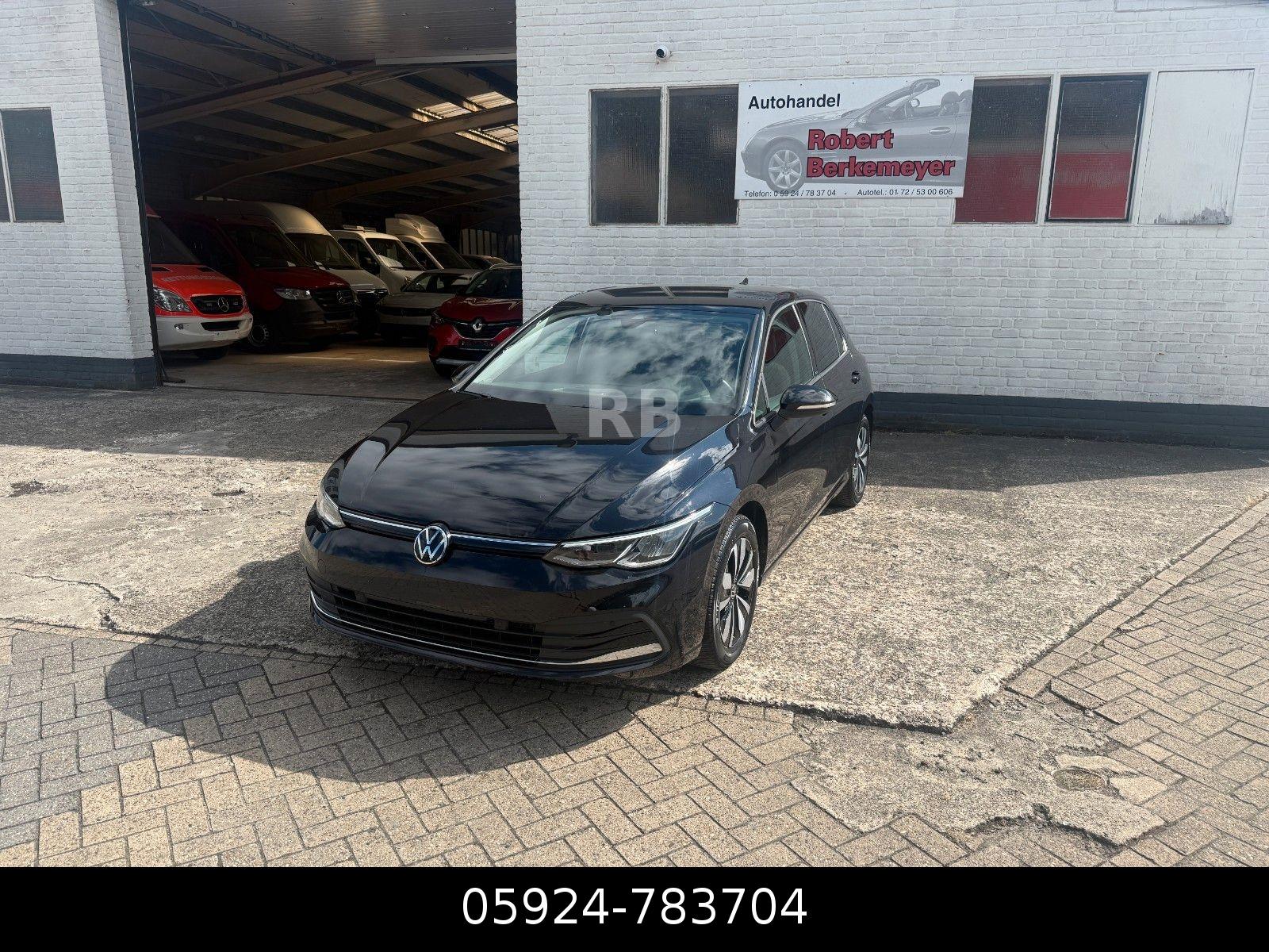 Volkswagen Golf VIII Lim. Move NAVI Ambiente LED