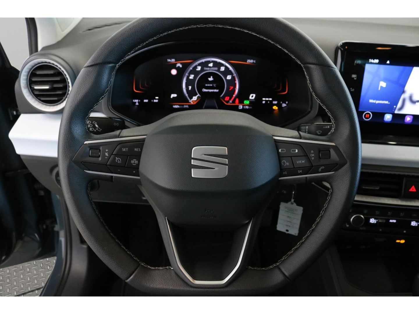 Fahrzeugabbildung SEAT Ibiza Style Automatik Kamera Navi SHZ PDC Alu LE