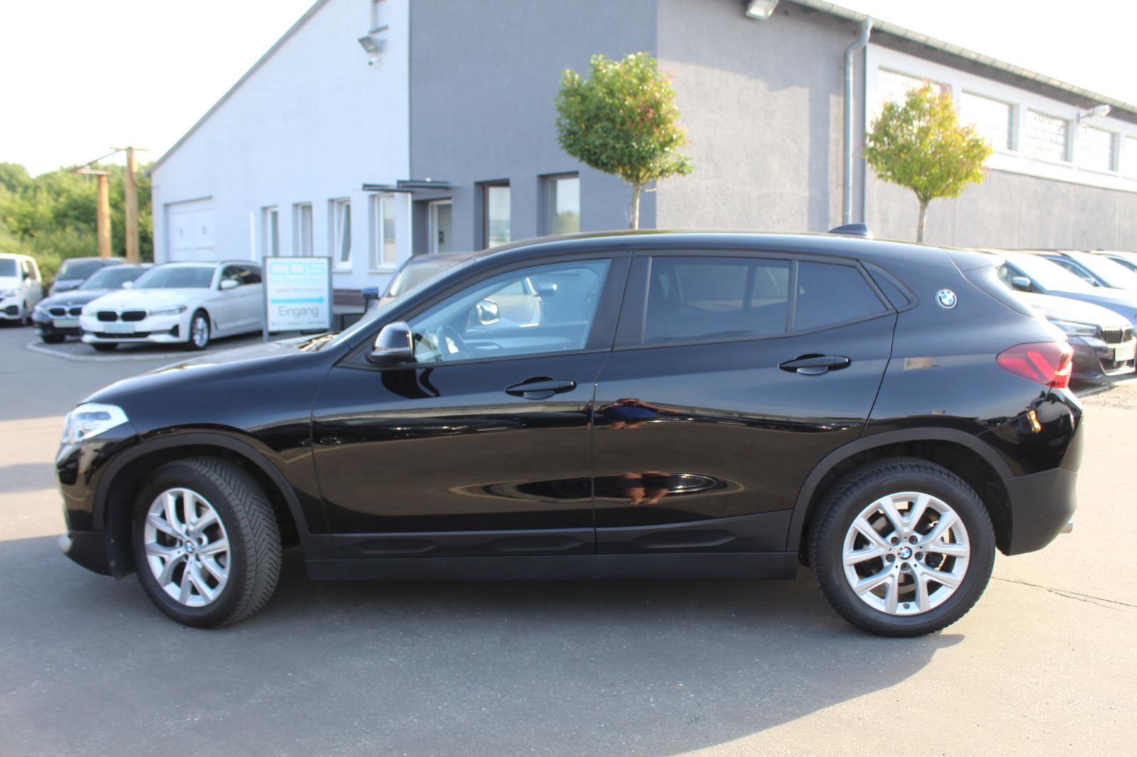 BMW X2 sDrive 18d Advantage +Sportsitz+AHK+DAB+LED+