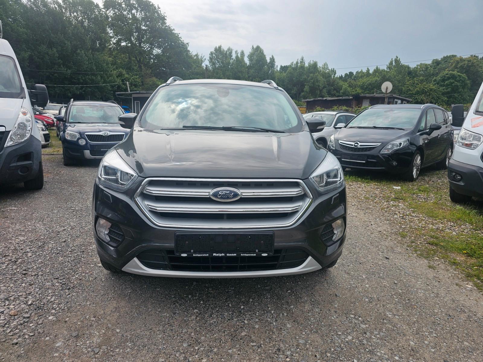 Ford Kuga Cool & Connect