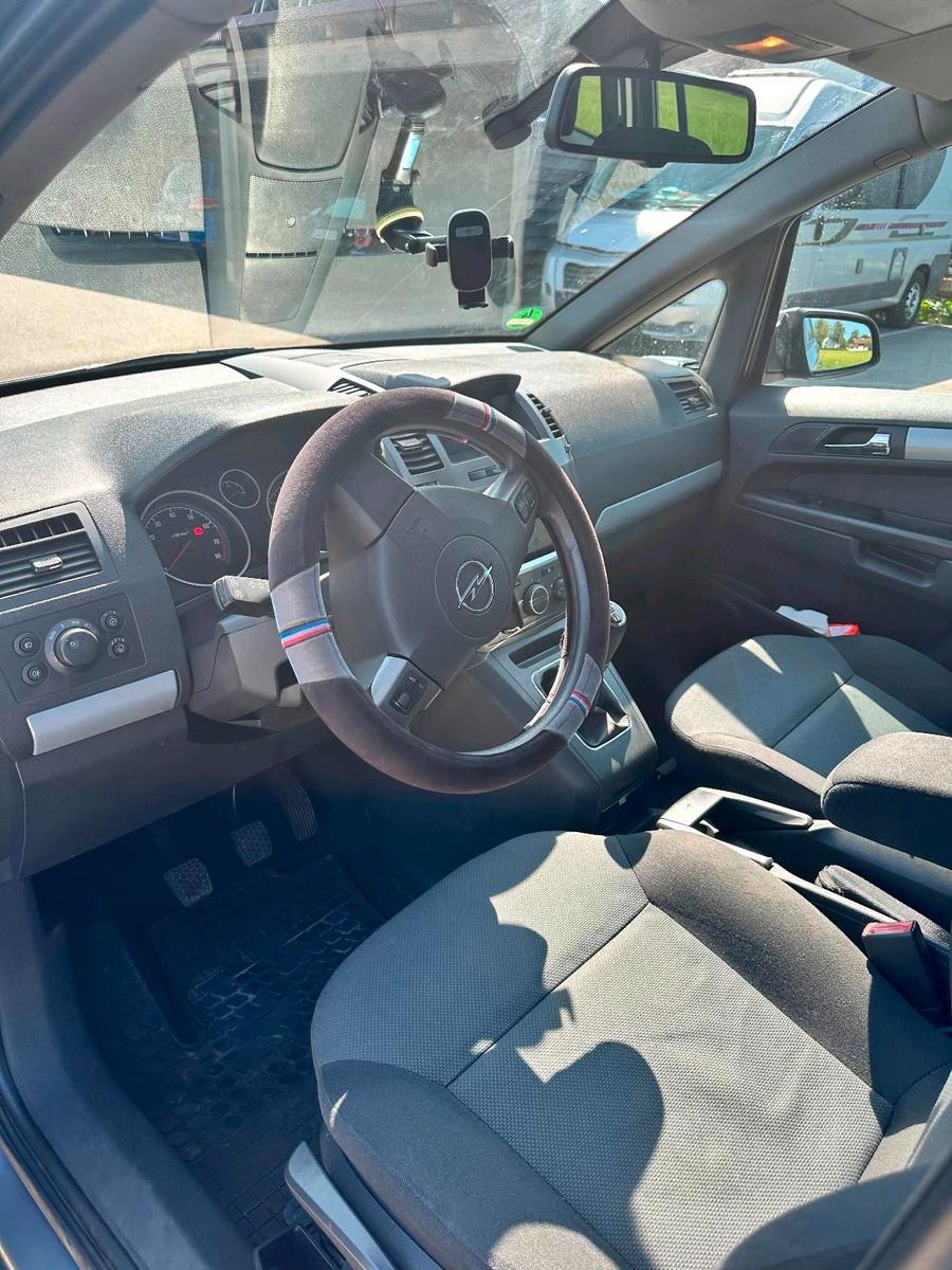 Opel Zafira 2006 — photo 7